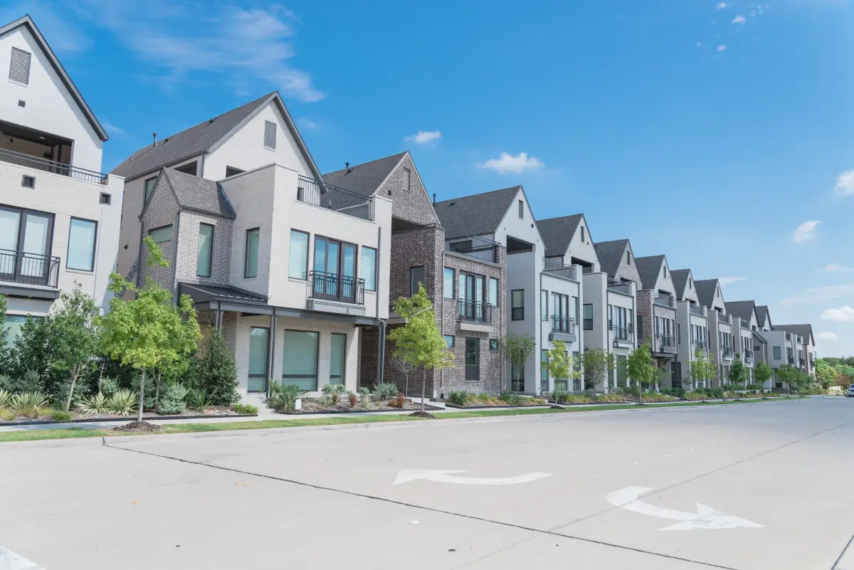When HOA Policies Reach the Tension Point in Lebanon Neighborhoods